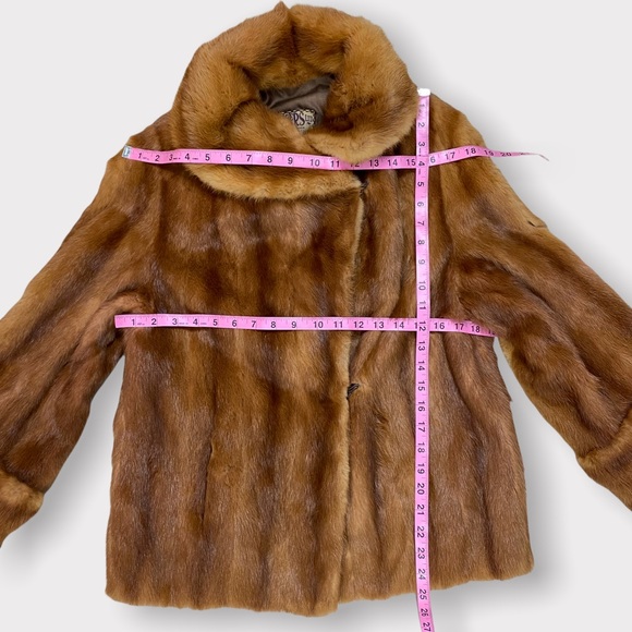 Vintage 50’s - 70’s Canadian High Neck Fur Coat in Petite / Cropped Length XS/S - Picture 6 of 8